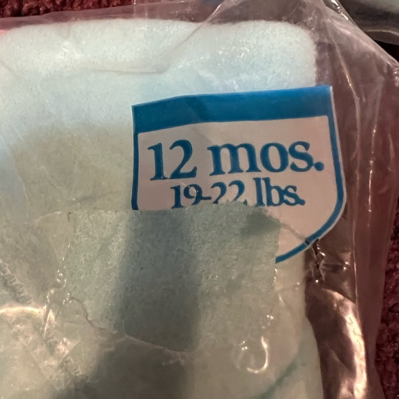 2 Blanket Sleepers for your baby size 12 months , has Scotchgard protection! - Picture 2 of 4